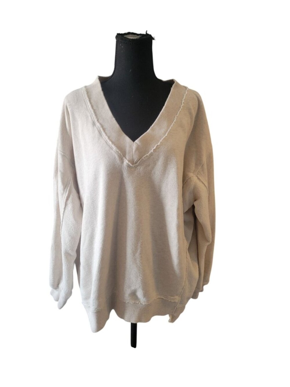 Aerie Vacay Every Day V Neck off White Sweatshirt Size S Casual Everyday Wear - Picture 2 of 10